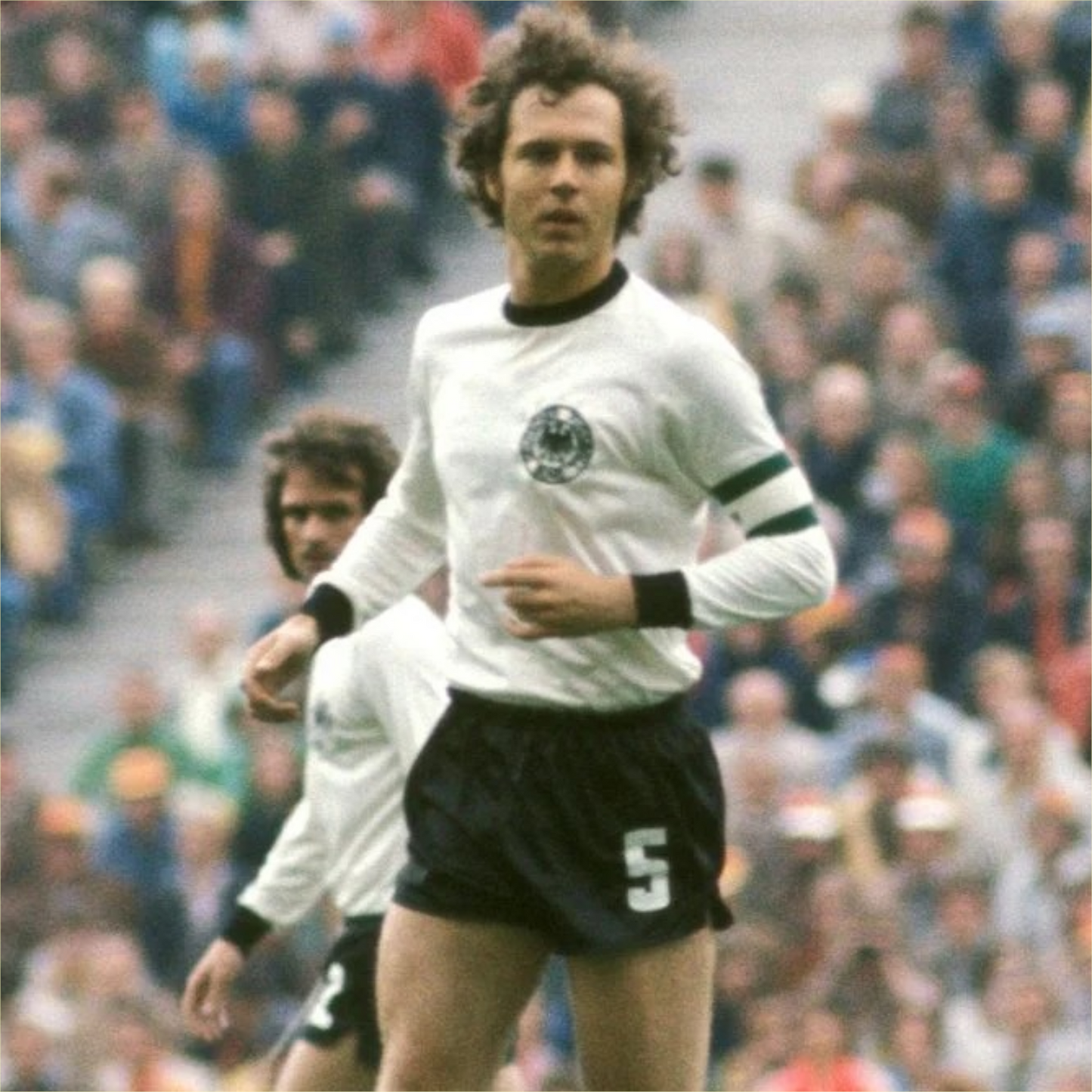 Jersey Retro Alemania 1974 - Blanca (Manga Larga) 🇩🇪⚽✨