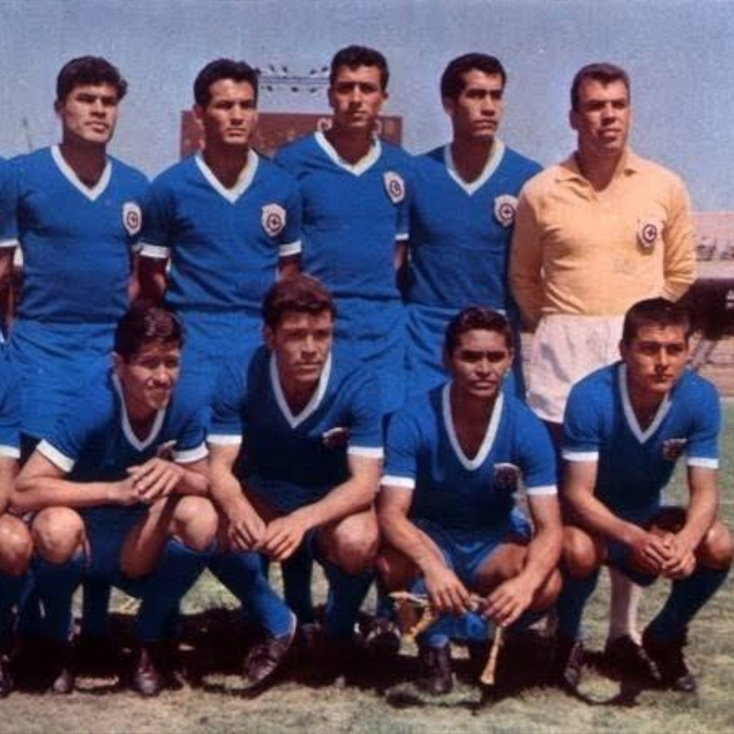 Jersey Retro Cruz Azul 1965 – La primera gloria de La Máquina ⚪🔵